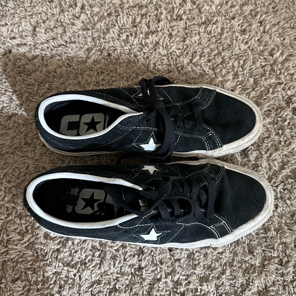 Vans skate shoes
